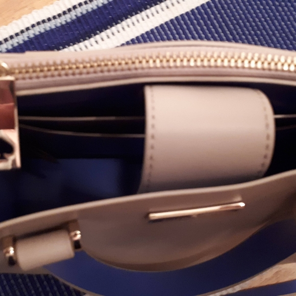 Kate Spade Lilac handbag - Picture 4 of 11